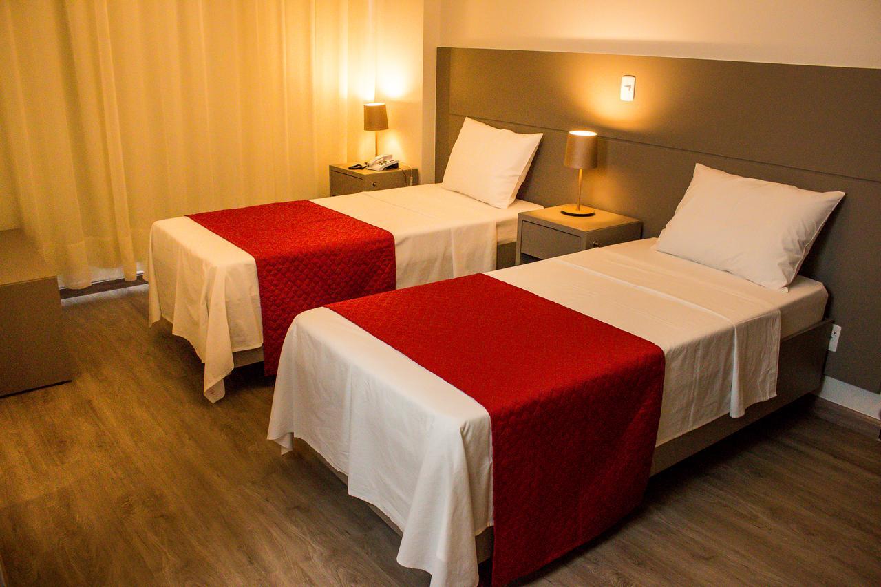 Ity Hotel Cristalina Exterior photo